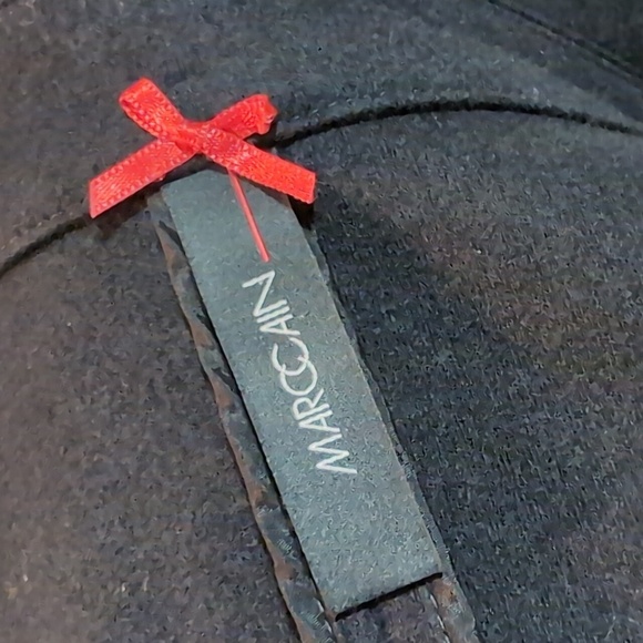 Marc Cain,90% Wool Black Pea Coat Classic Design, Size 6. - Picture 10 of 12